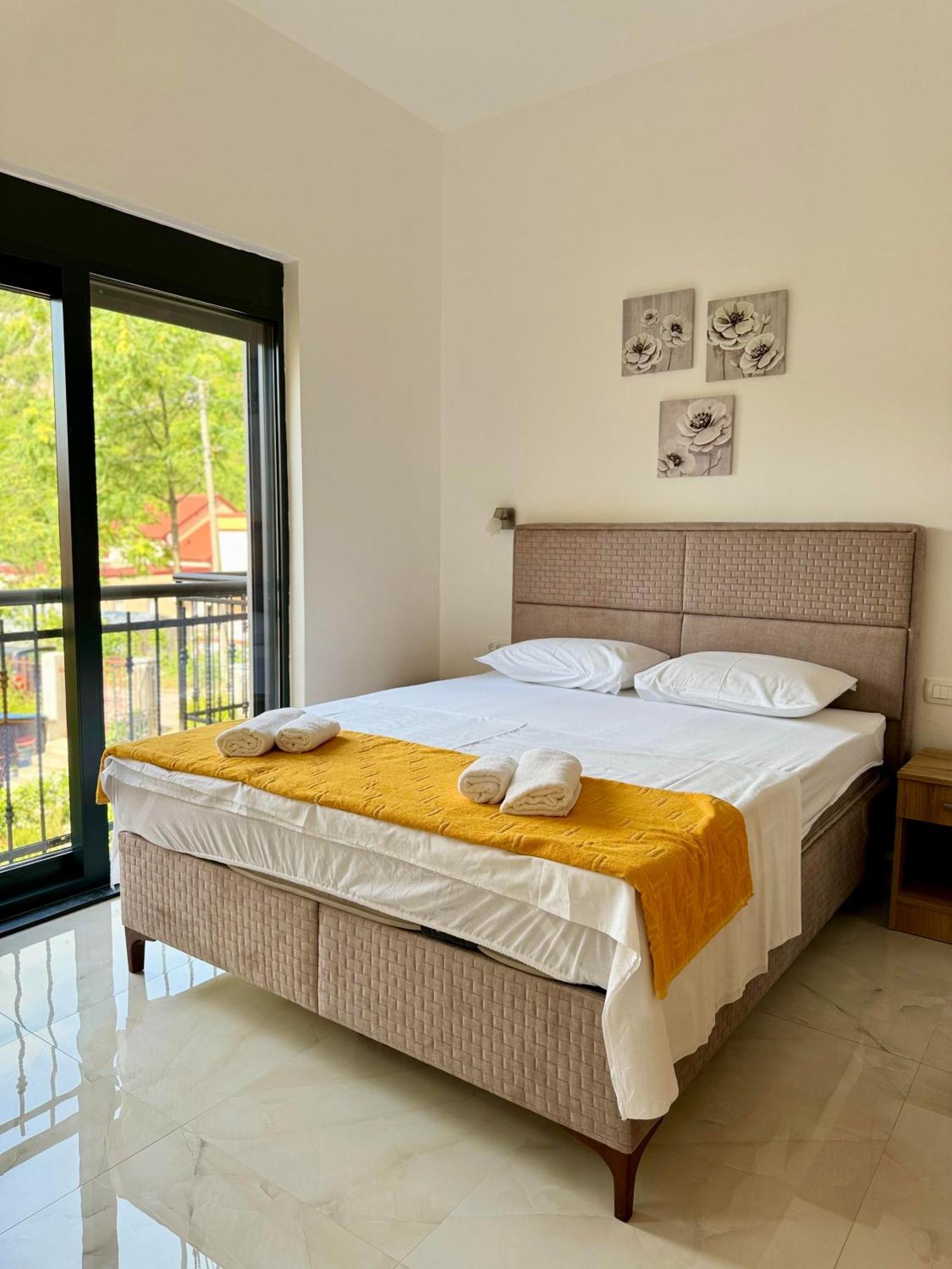 Harmony Garden Apartments Kotor Eksteriør bilde