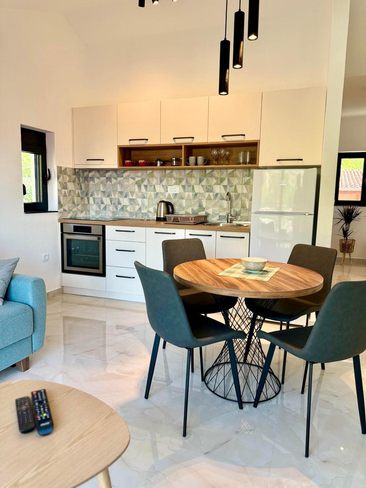 Harmony Garden Apartments Kotor Eksteriør bilde