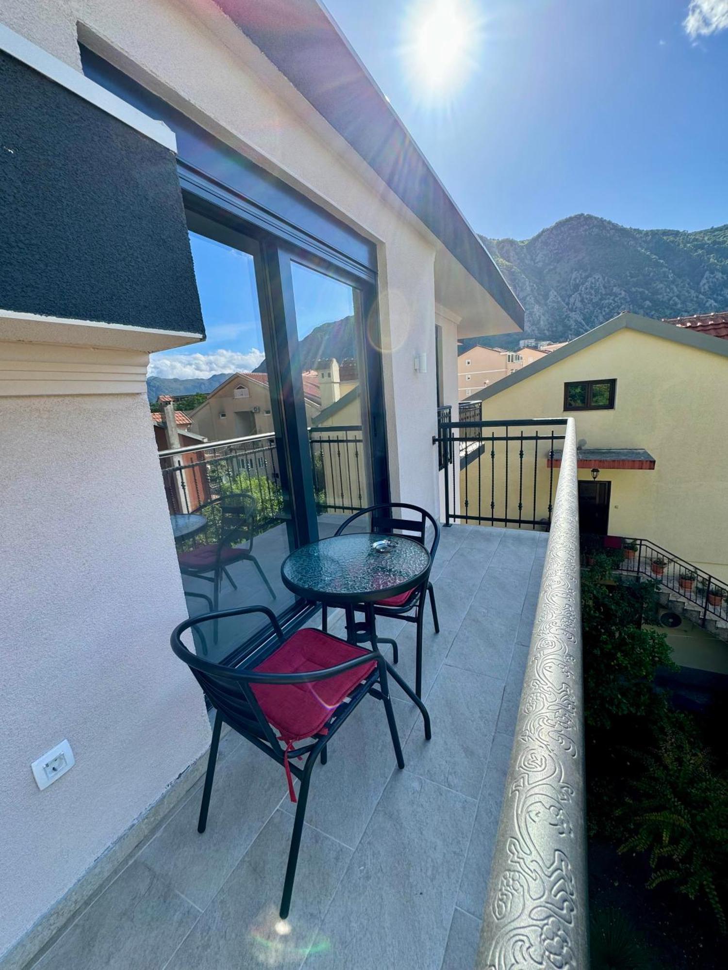 Harmony Garden Apartments Kotor Eksteriør bilde
