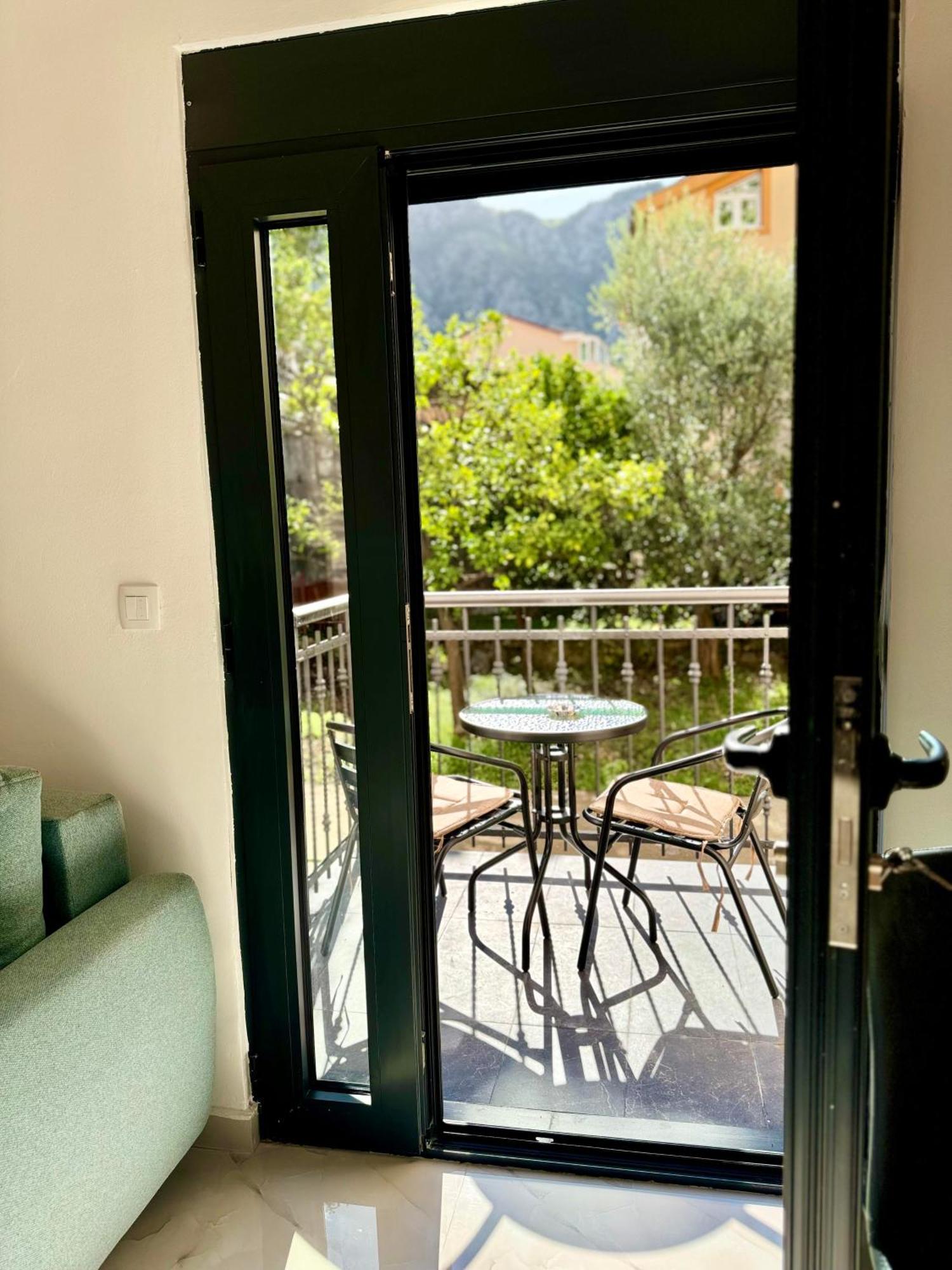 Harmony Garden Apartments Kotor Eksteriør bilde
